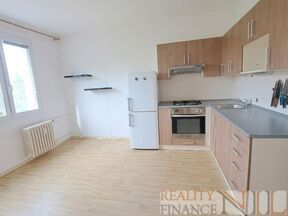 Nabízíme k pronájmu pěkný byt 1+1, 38 m2, po kompletní rekonstrukci
